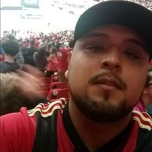 Meet your Posher, Carlos